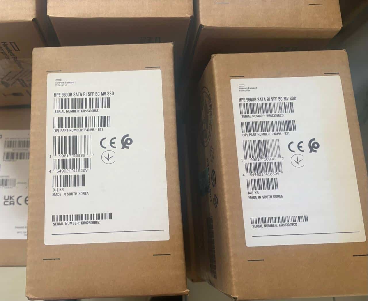 HPE 960GB SATA 6G Read Intensive SFF BC Multi Vendor SSD P40498-B21