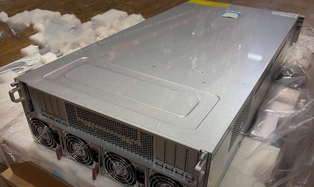 SUPERMICRO SERVER AS -4124GO-NART