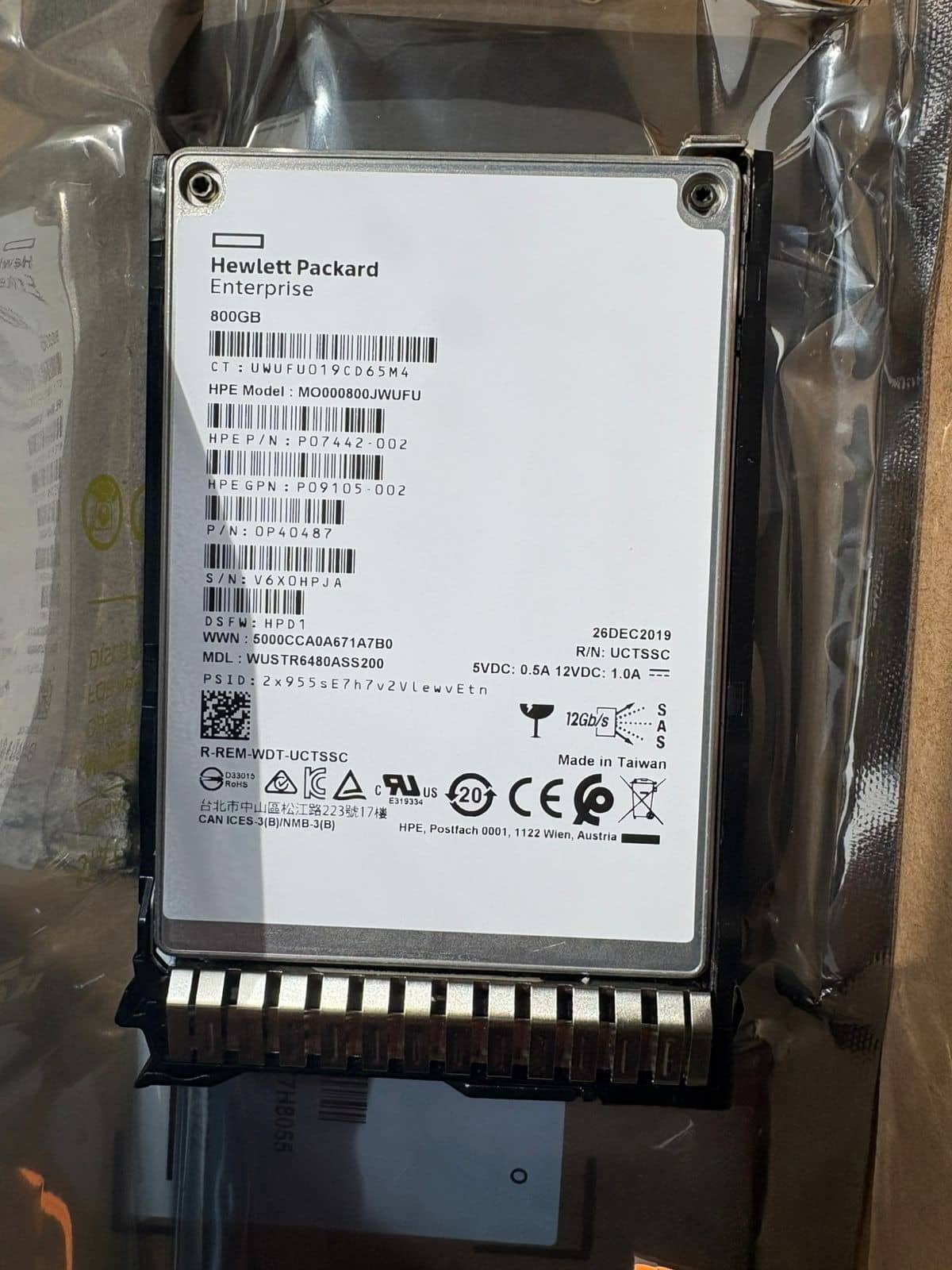 HPE P09090-B21 800GB SAS 12G
